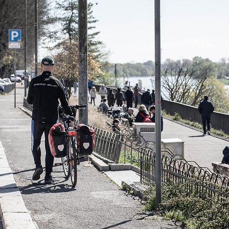 Angolo Al Ponte Micro Appartamento In Pieno Centro Pavia Buitenkant foto